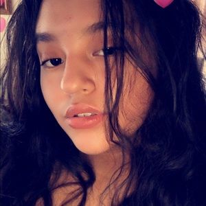 Meet your Posher, Lupita